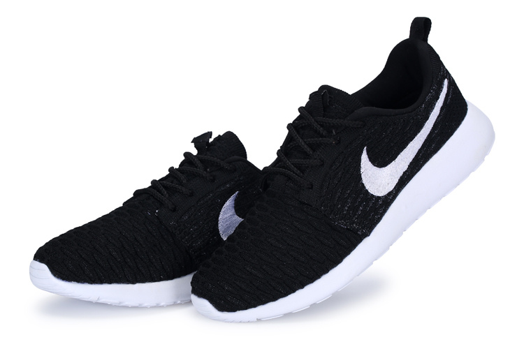 roshe run pas cher noir